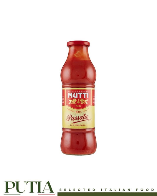 Mutti Passata di Pomodoro – smooth Italian tomato passata, 99.5% tomato, vegan and gluten-free, 700g bottle

